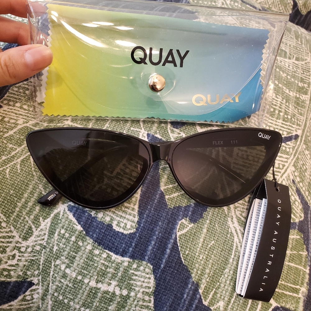 Brand new Quay cat eye sunglasses
